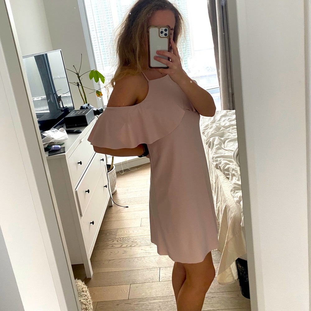 Zara short  dress with open shoulders